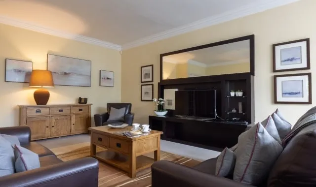 Cameron-Lodges-Cameron-Club-Loch-Lomond-Apartment-2 Bedroom-Living-area-Interior-001